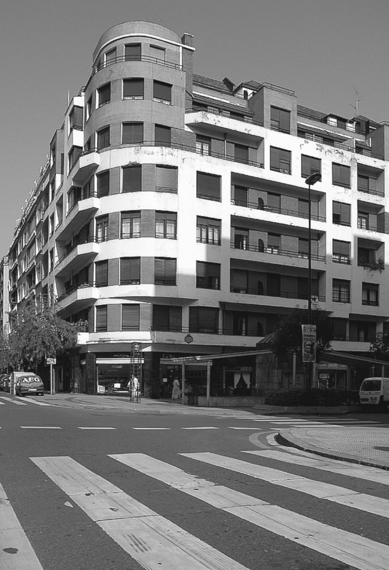 Edificio de viviendas (Alameda Doctor Areilza)