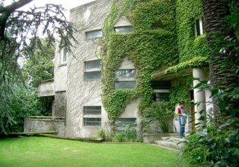 Casa Manoel de Oliveira