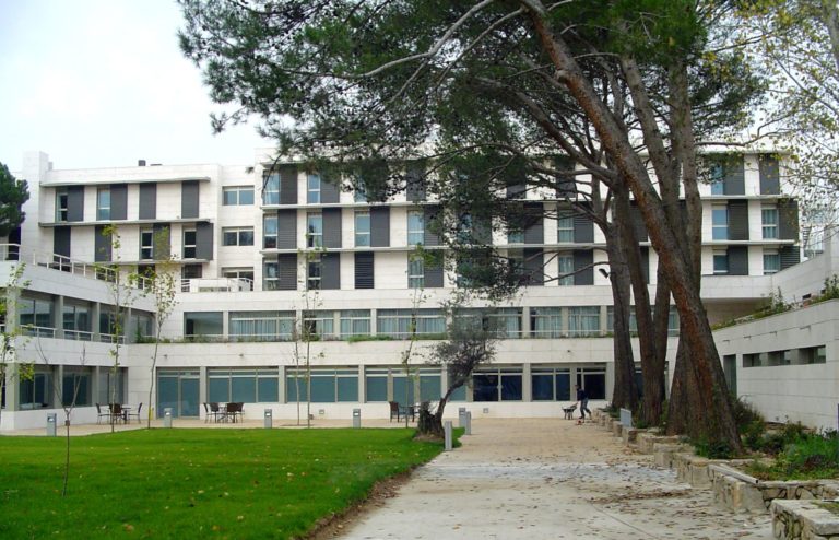 Colegios Mayores Femenino Blanca de Castilla y Residencia Lasalle