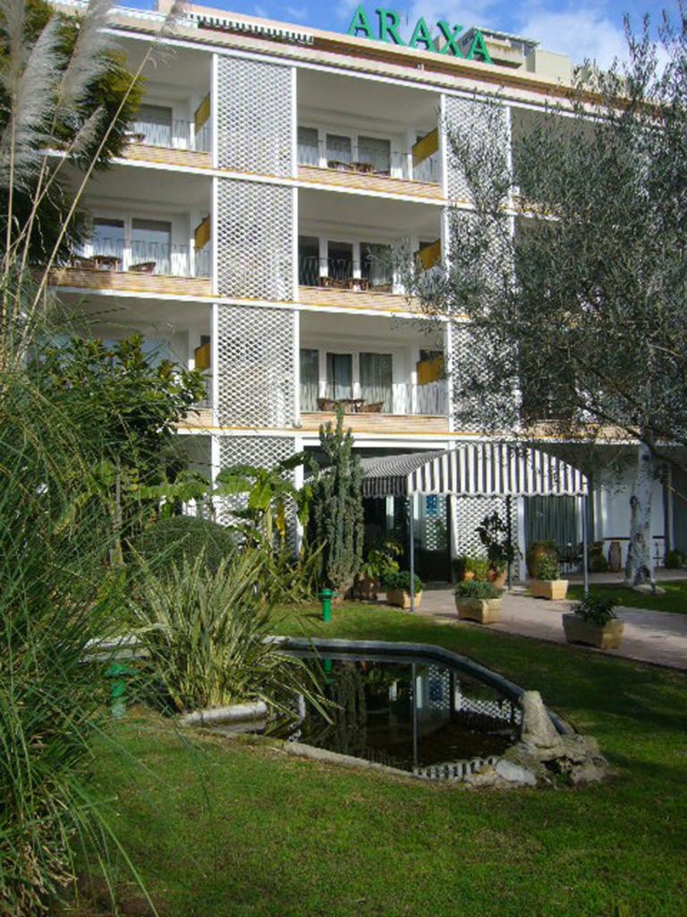 Hotel y Apartamentos Araxa