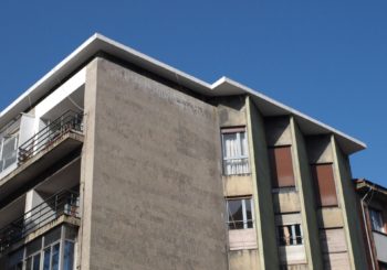 Edificio de viviendas de renta limitada (calle Ramón y Cajal)